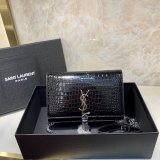 Replicas YSL Monogram chain wallet black 19cm grain de poudre