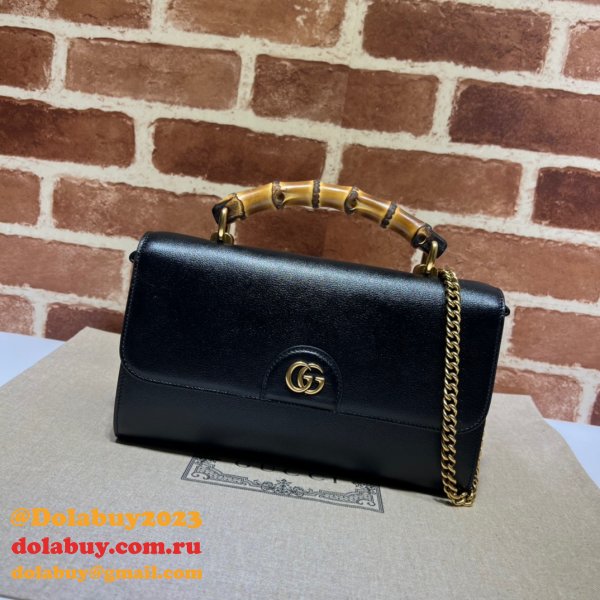 Gucci Replica 675794 Diana small shoulder bag in black/brown