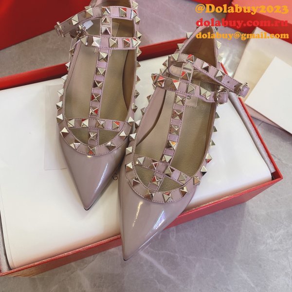 Shop Cheap Valentino Fake flat bottom two straps Shoes