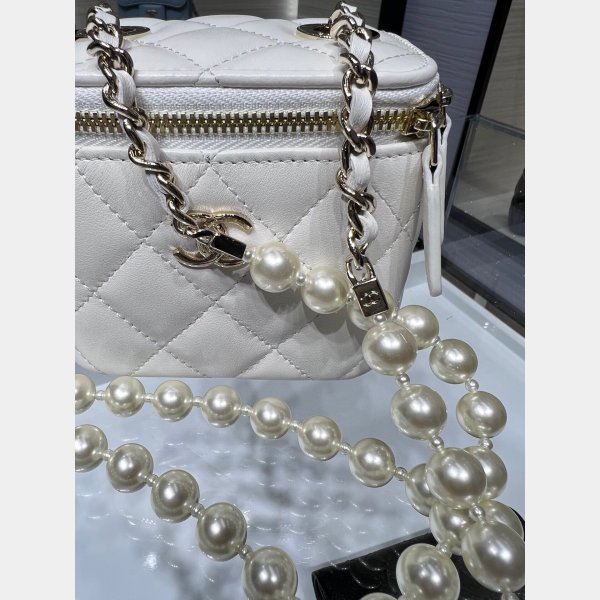 Luxury CC 22P pearl chain lipstick bag AP2581Y