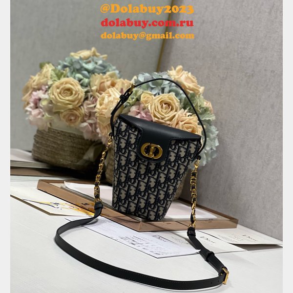 Replica Dior 30 Montaigne CD Lock 2319 Chain 1:1 Mirror Bag