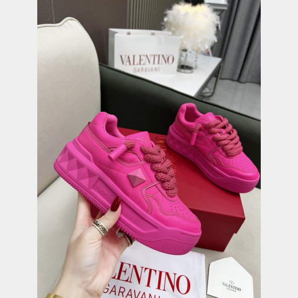 Best Quality Valentino Bread Shoes/Sneakers Good Women/Men price