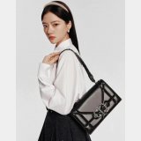 Christian Dior AAA+ Replica M5821 The Best Tote Bag