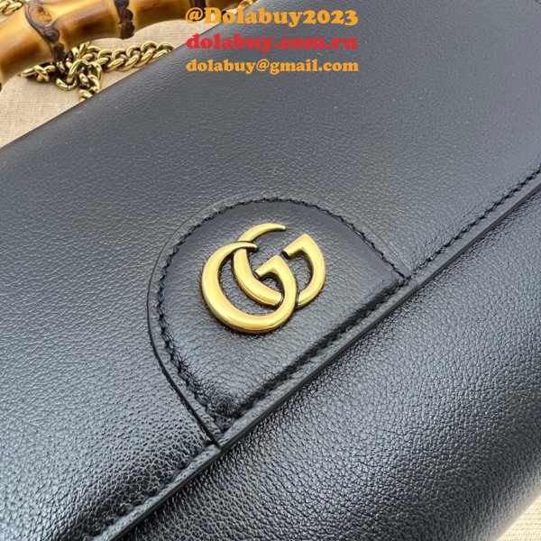 Gucci Replica 675794 Diana small shoulder bag in black/brown