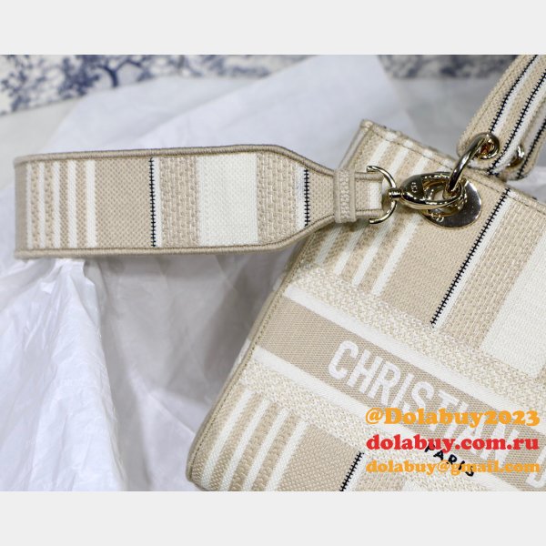 Lady Christian Dior Top Quality 24cm Embroidery Fake Bags