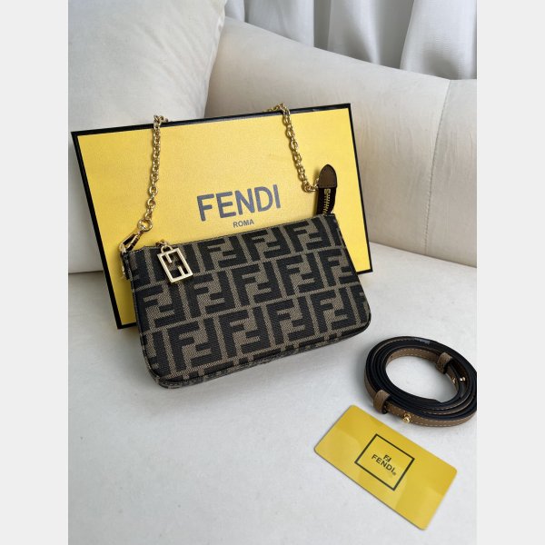 Cheap Fendi Wholesale small classical handbag